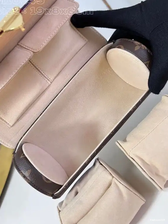 Jewelry VUITTON Case LOUIS 0403